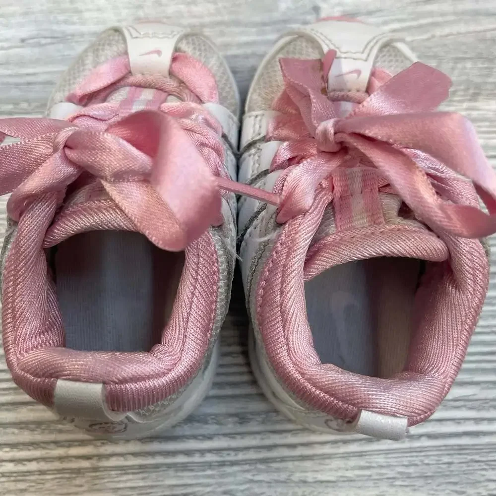 Y2K Vintage 2006 Nike Little Roosh Pink Sneakers Shoes 2 Infant 6-9m Swoosh